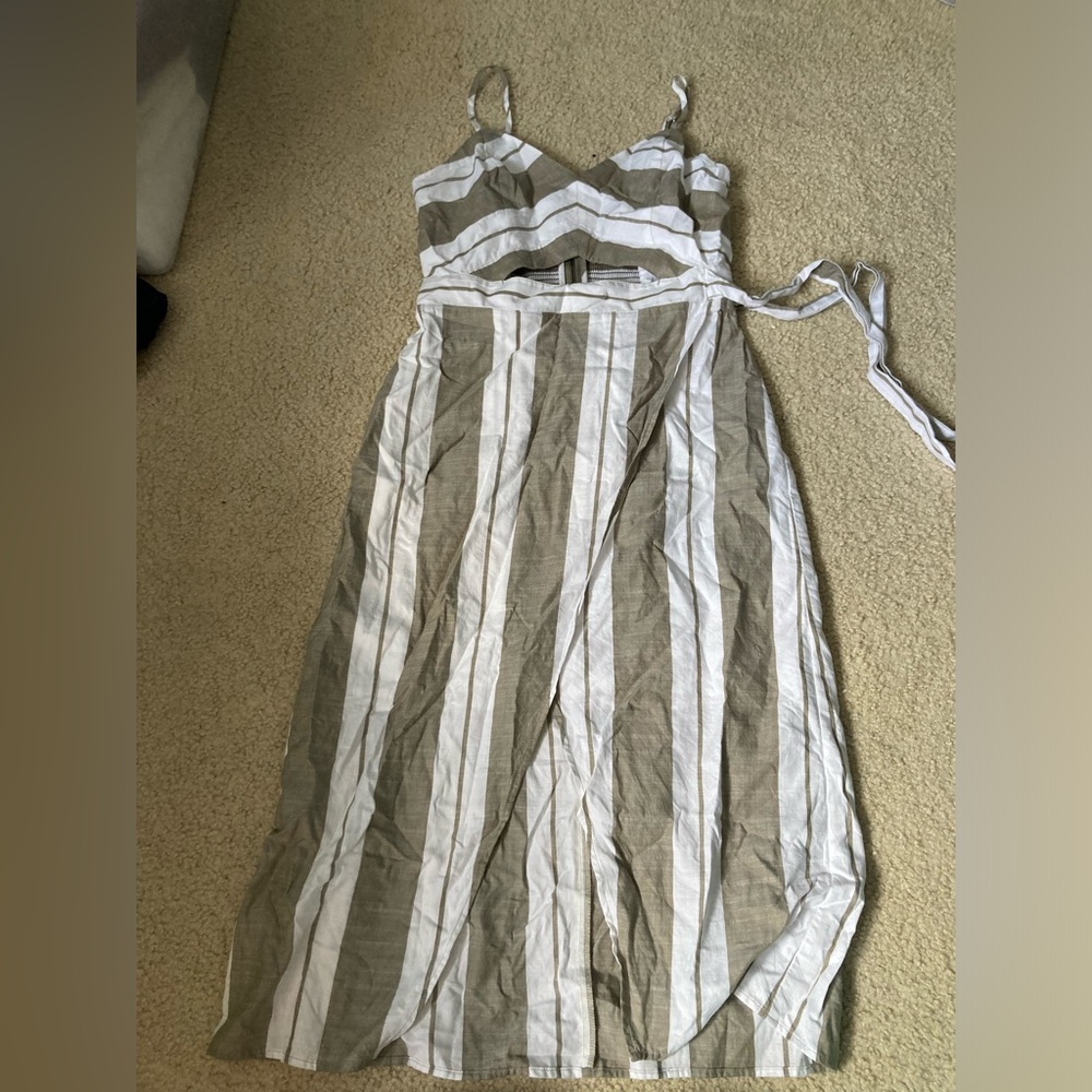 Express size0 cutout dress